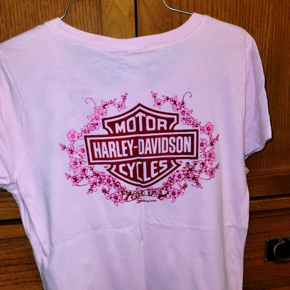 Woman's HD crop sleeve tee